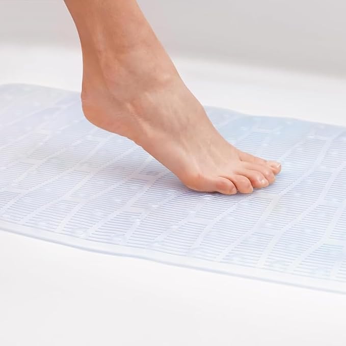 Duck Brand Clorox Vinyl Bath Mat for Tubs, Non Slip Bathtub Mat with Suction Cups for use in Non Textured Bathtubs and Shower Stalls, 17 Inches x 36 Inches, Clear
