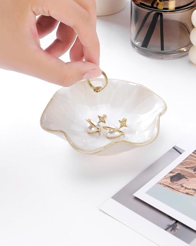 2PCS Lotus Leaf Shape Ring Holder Dish, Small Key Bowl, Ceramic Trinket Tray Jewelry Dish Organizing Necklace Earrings for Mom Friend Sister, All Jewelries Are NOT Included.White+Deep Blue.