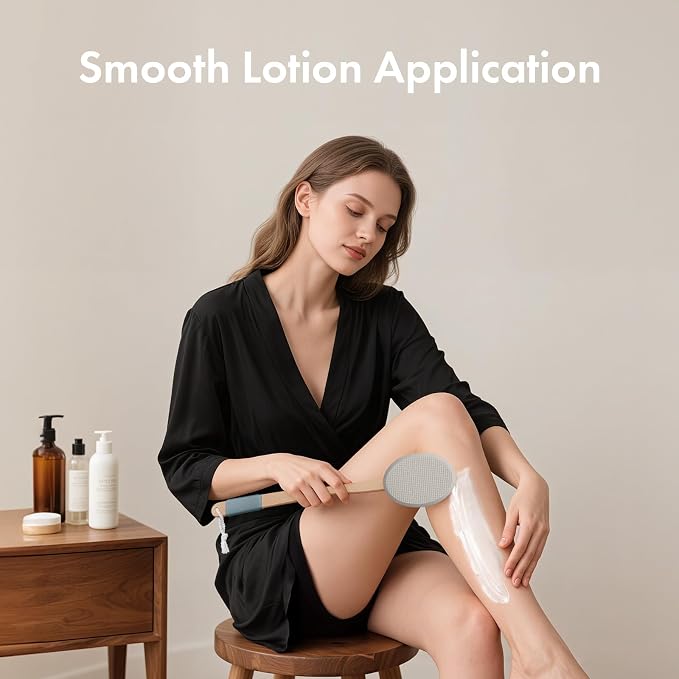 AmazerBath Lotion Applicator for Back, Feet, 4 Replaceable Pads with Long Handle, Back Sunscreen Applicator for Elderly, Women, Apply Cream Medicine Skin Cream Moisturizer Sunscreen Tanner, Gray
