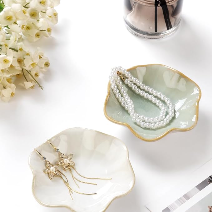 JAMEND CLXP 2PCS Lotus Leaf Shape Ring Holder Dish, Small Key Bowl, Ceramic Trinket Tray Jewelry Dish Organizing Necklace Earrings for Mom Friend Sister, All Jewelries Are NOT Included, Light Green.…