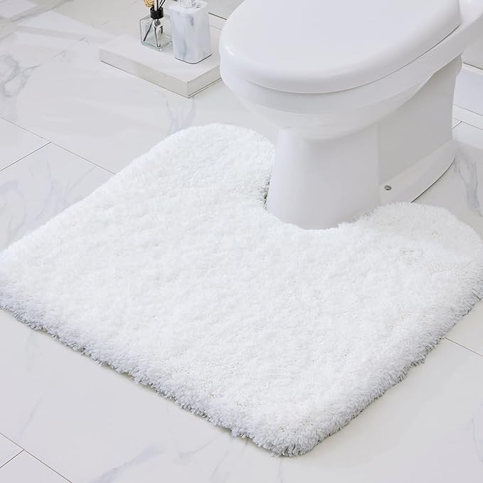 Disolla Toilet Mat 22x24 White - Non Slip Fluffy U-Shaped Contour Rug, Ultra-Soft Plush Toilet Floor Mat, Absorbent & Machine Washable