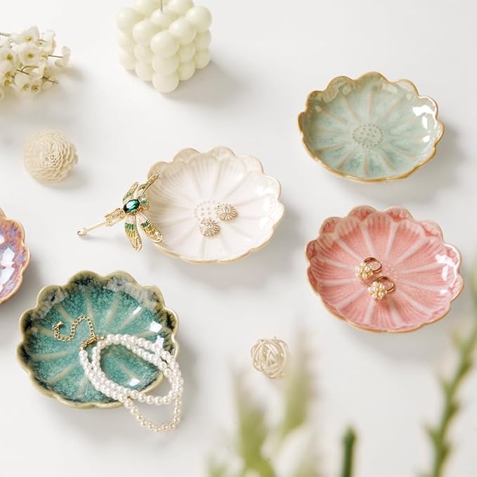 Lotus Ring Holder Dish Small Indoor Ash Tray, Ceramic Dessert Plate Trinket Jewelry Holder Organizing Necklace Earrings for Parents Friends Sister, Light Green. All Jewelries Are NOT Included.