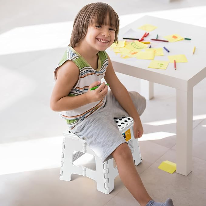 Korpai 9" Folding Step Stool for Adults and Kids Holds Up to 300 lbs,Non-Slip Folding Stools with Portable Handle, Compact Plastic Foldable Step Stool for Bathroom,Bedroom, Kitchen,White,1PC