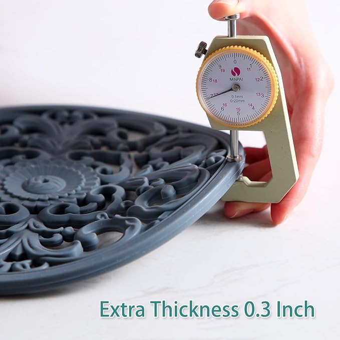 Extra Thick Silicone Trivet Mat for Hot Dishes, Hot Pots and Pans, Pot Holder, Hot Pad to Protect Your Table and Countertop, Kitchen Decor and Accessories,Beige,Set of 3