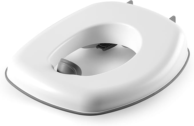 Chicco Toilet Topper, Easy-Clean Slip-Resistant Surfaces, Adjustable Soft-Flex Spray Shield and Grips, For children up to 60 lbs