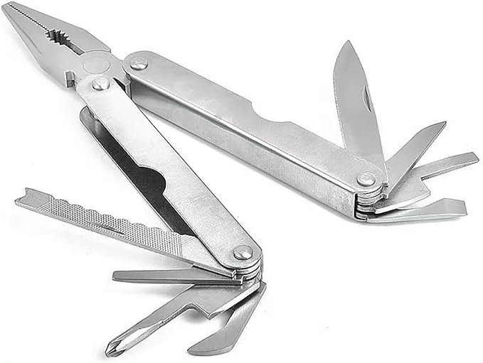 Multifunctional Folding Pliers, Practical and Portable, Screwdriver, Can Opener, Scale, File, Multi-Tool Combination (Silver)