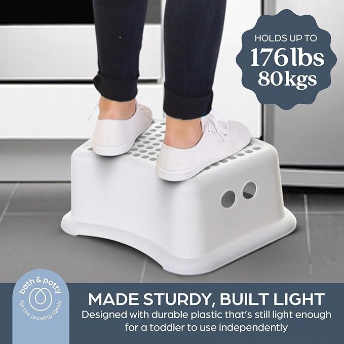 Dreambaby Step Stool for Kids - Non-Slip Base and Contoured Design for Toilet Potty Training and Sink Use,(Pack of 6)
