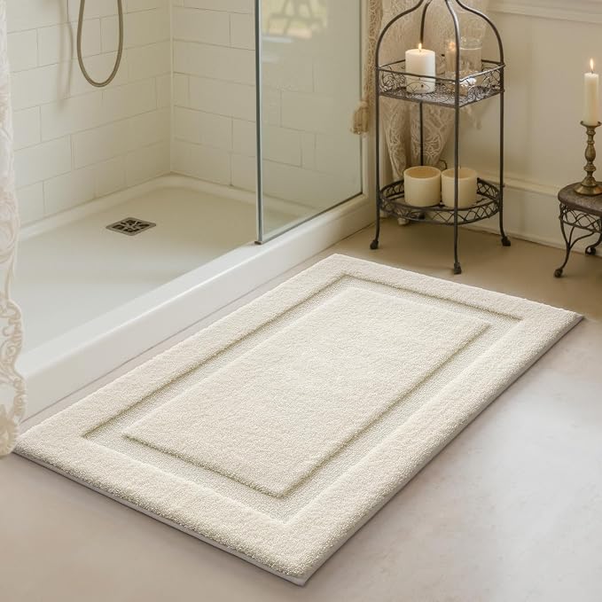 LUMI Ultra Soft Bathroom Rugs Non Slip with Rubber Backing, Absorbent Washable Bath Mat Quick Dry, Upgraded Premium Microfiber Plush Carpet for Bathtub and Shower Floor, Ivory White, 20x32