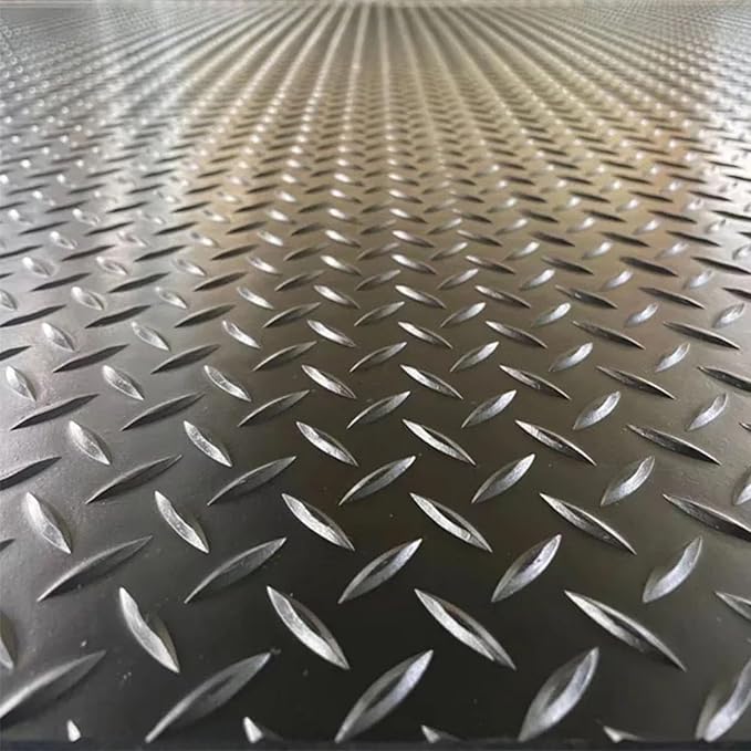 Heavy Duty Diamond-Plate Rubber Flooring Roll 4x6 FT, Multi-Purpose Waterproof Anti-Slip Floor Mat, Easy to Clean Under Equipment, Mats for Garage, Gym, Stable, Basement, Kennel