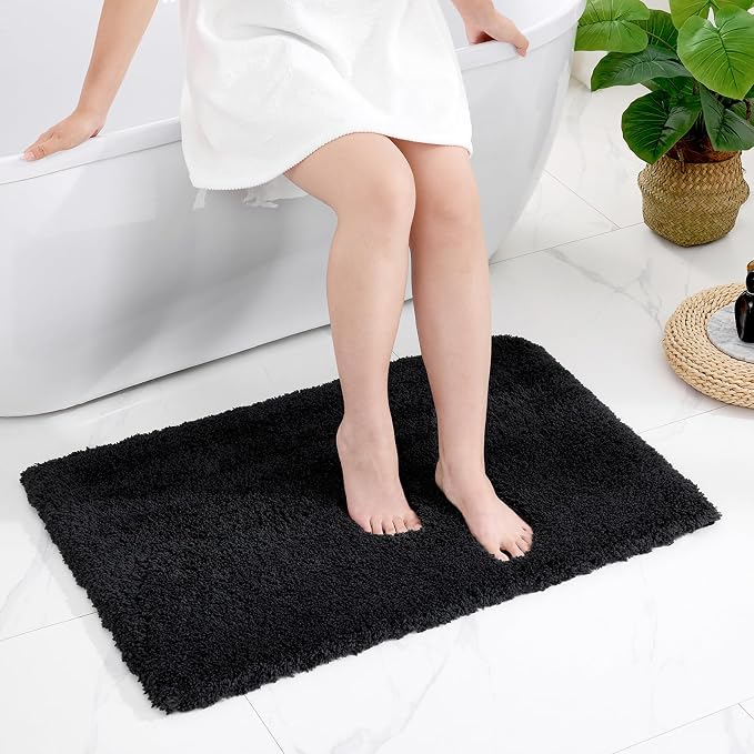 Disolla Black Bathroom Rug 20x32 - Non-Slip Plush Thick Bath Mat, Highly Absorbent & Ultra Soft Fluffy Floor Mat, Machine Washable for Shower and Tub