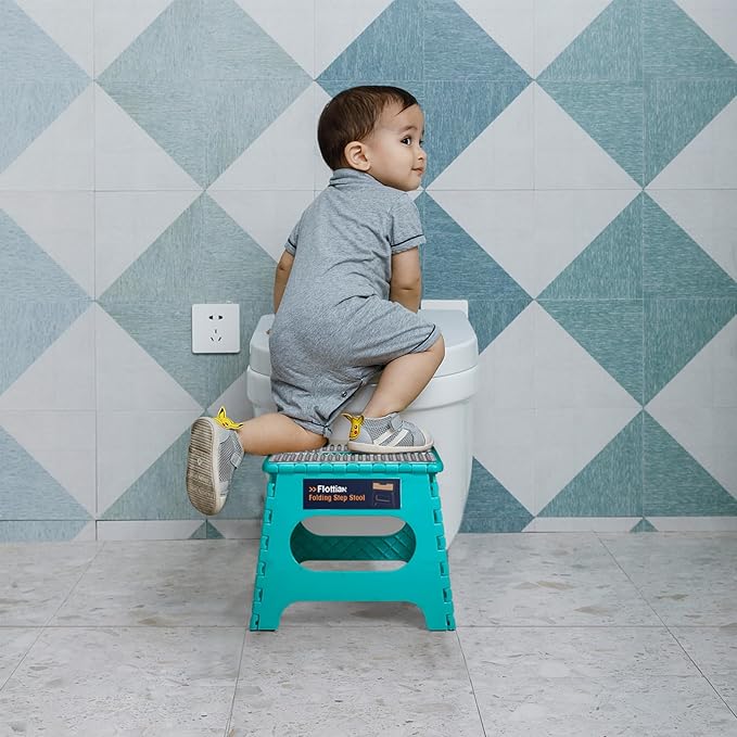 Flottian 11" Folding Step Stool for Adults and Kids Holds Up to 300 lbs,Non-Slip Folding Stools with Portable Handle, Compact Plastic Foldable Step Stool for Bathroom,Bedroom, Kitchen Ocean Blue,1PC
