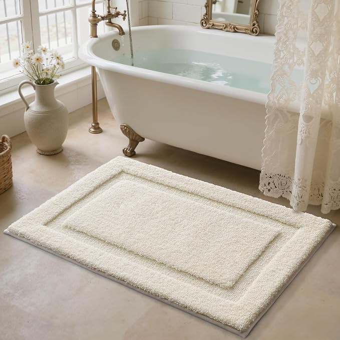 LUMI Ultra Soft Bathroom Rugs Non Slip with Rubber Backing, Absorbent Washable Bath Mat Quick Dry, Upgraded Premium Microfiber Plush Carpet for Bathtub and Shower Floor, Ivory White, 20x32