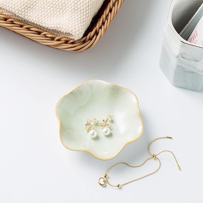 BEUNAIZER Jewelry Dish Tray, Ring Dish, Ceramic Trinket Tray, Key Bowl, Decorative Plate, for Friends Sisters Daughter Mother(Light Green)