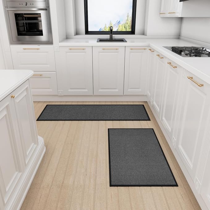 SUMLANS Kitchen Mat 1 PCS, Cushioned Non Slip Rugs for Kitchen Floor, Absorbent Runner Comfort Standing Mats Washable for Kitchen, Office, Home, 17.3"x30" (Black)