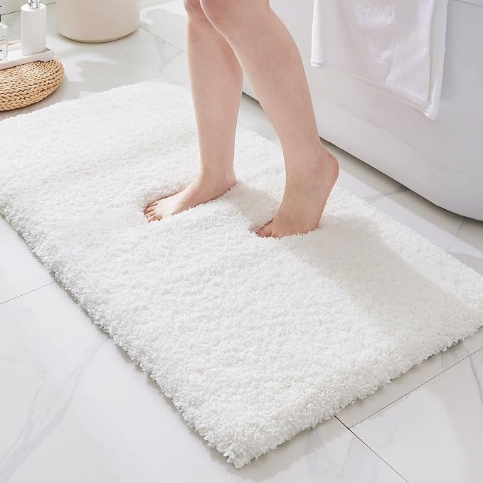 ILANGO White Bathroom Rugs 48" × 24" Non Slip & Super Absorbent Extra Thick Soft, Washable Bath Mat for Floor, Microfiber Plush Shaggy Bath Rug with Rubber for Bathtub Shower Room Sink