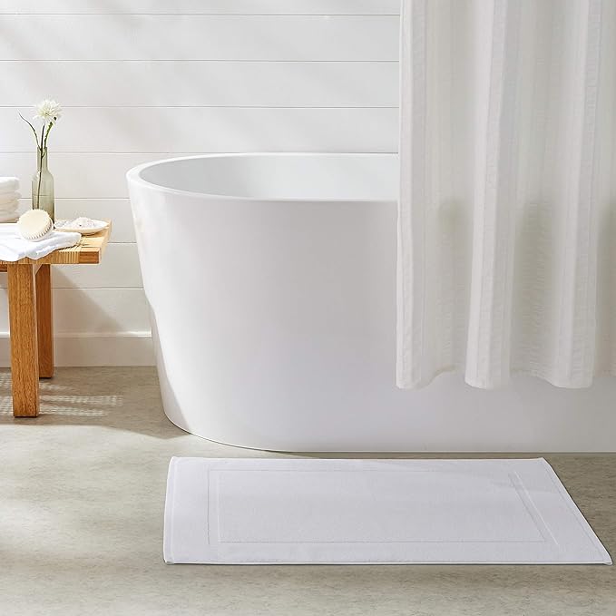Amazon Basics Premium 100% Cotton Absorbent Soft Bath Mat, Machine Washable, 684 GSM, 20" x 30", White, Hotel Spa Bathmats, 6-Pack (Previously AmazonCommercial)