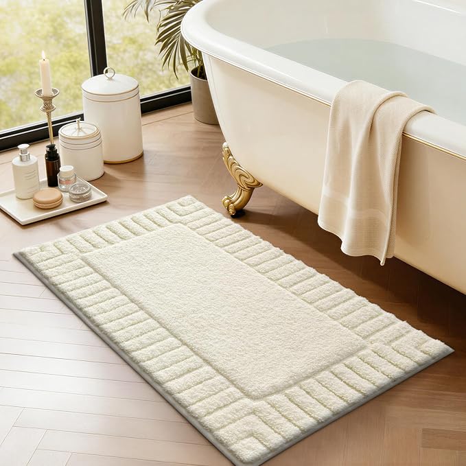 LUMI Bathroom Rugs Non Slip with Rubber Backing, Extra Soft Plush Microfiber Bath Rug Absorbent, Machine Washable Bath Mat Quick Dry for Tub, Shower, Ivory White, 20"x32"