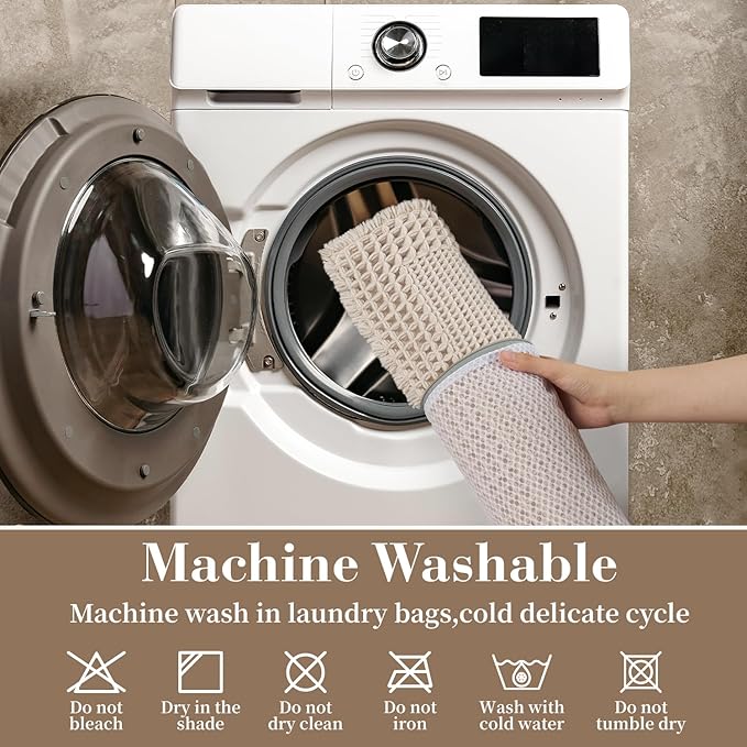 RESARE Waffle Bath Mat for Bathroom, Super Absorbent Bathroom Rugs Non Slip Machine Washable, Ultra Soft Quick Dry Boho Bath Rugs with Tassels, Farmhouse Home Decor Accessories, 18"x30" Pale Beige