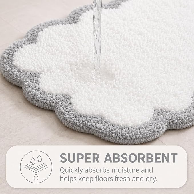 Scalloped Grey Bath Rug, Cute Bathroom Rug, Soft Absorbent Quick Dry Bath Mat, TPR Non Slip Backing, Microfiber Mat for Shower Tub Sink Vanity 20" x 31.5"