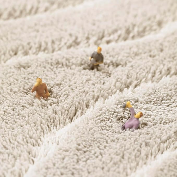 MINIDEAR Bathroom Rugs 32x20 Beige - Thick Memory Foam Bath Mat, Ultra Soft & Plush Fluffy, Non-Slip, Quick Dry, Absorbent Washable Floor Microfiber Mat for Tub, Home Decor Accessories