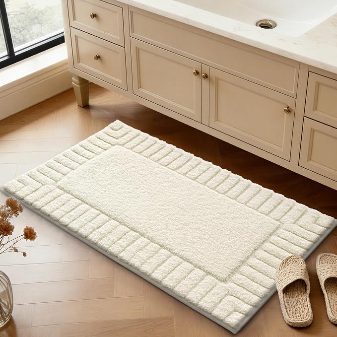 LUMI Bathroom Rugs Non Slip with Rubber Backing, Extra Soft Plush Microfiber Bath Rug Absorbent, Machine Washable Bath Mat Quick Dry for Tub, Shower, Ivory White, 20"x32"