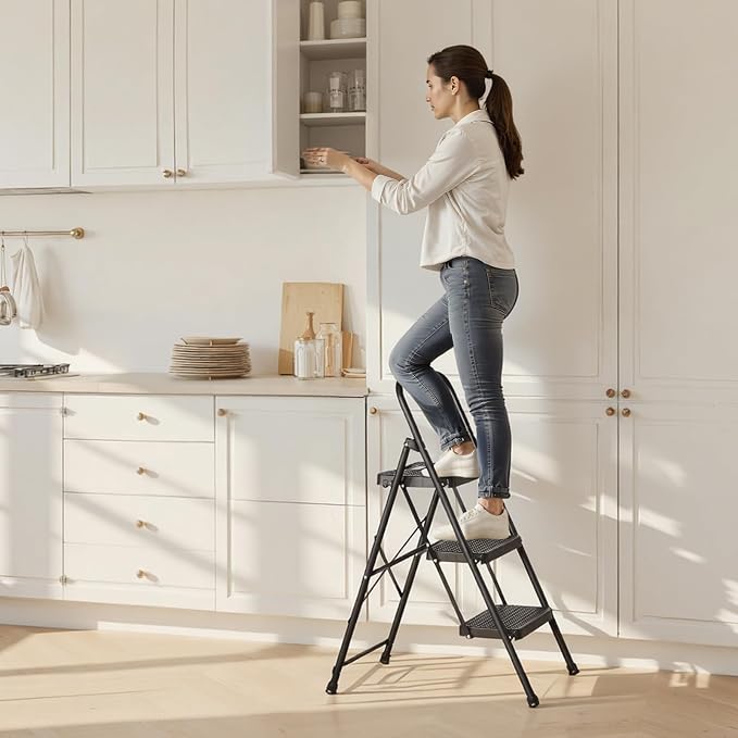 VEVOR 3 Step Ladder, Folding Step Stool with Wide Anti-Slip Pedal and Comfort Handgrip, Lightweight 600 lbs Capacity Portable Steel Ladder, Multi-Use for Kitchen, Home, Household and Office, Black