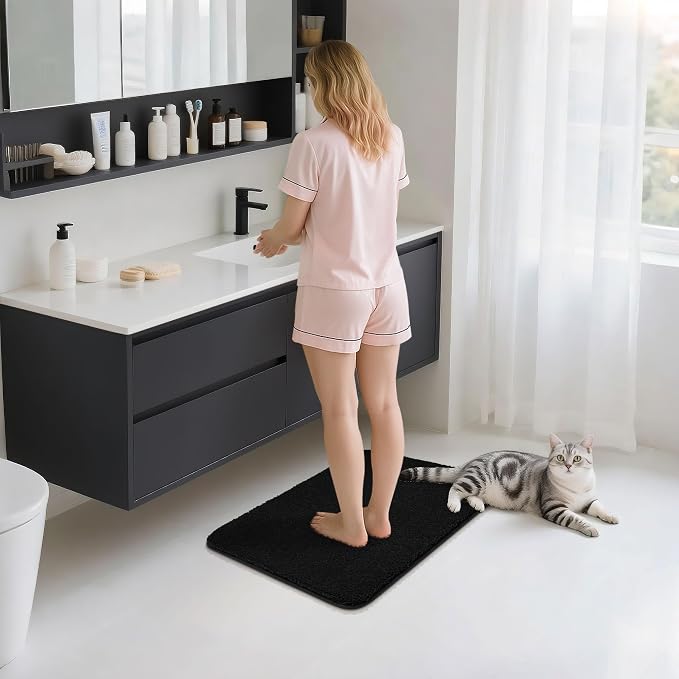 COSY HOMEER Bathroom Rugs Mat 20”x32” Absorbent Non-Slip Bath Mat Plush Shaggy Machine Washable Bath Rugs Soft Polyester Bath Mats for Bathroom Floor,Tub and Shower,Black