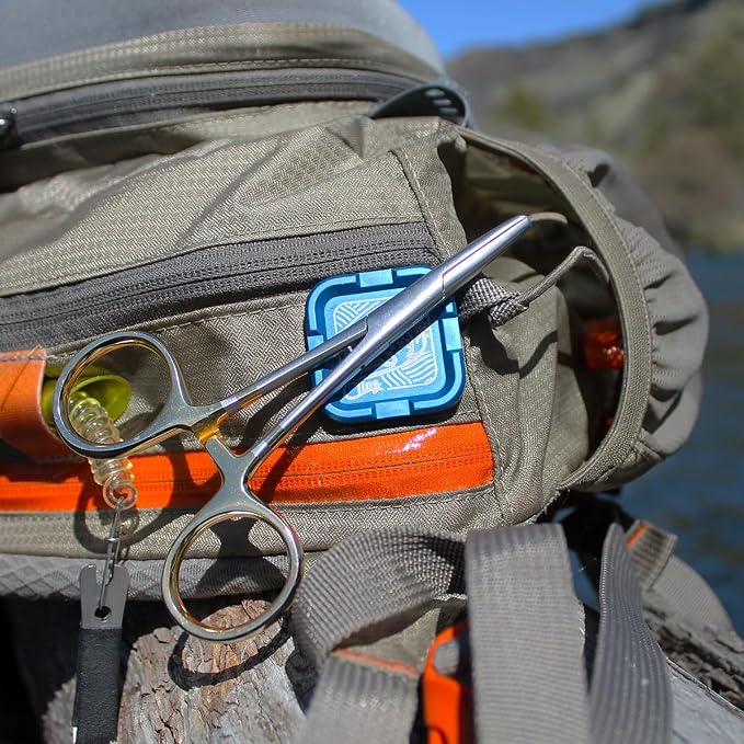 Cling Fishing Products Mag Grab® Mini – Compact Magnetic Fly Holder/Fly Patch & Organizer for Fly Fishing Vest, hat, Waders and Fishing Packs (Rising Dun, Black)