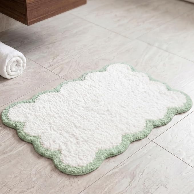 Scalloped Sage Green Bath Rug, Cute Bathroom Rug, Soft Absorbent Quick Dry Bath Mat, TPR Non Slip Backing, Microfiber Mat for Shower Tub Sink Vanity 20" x 31.5"