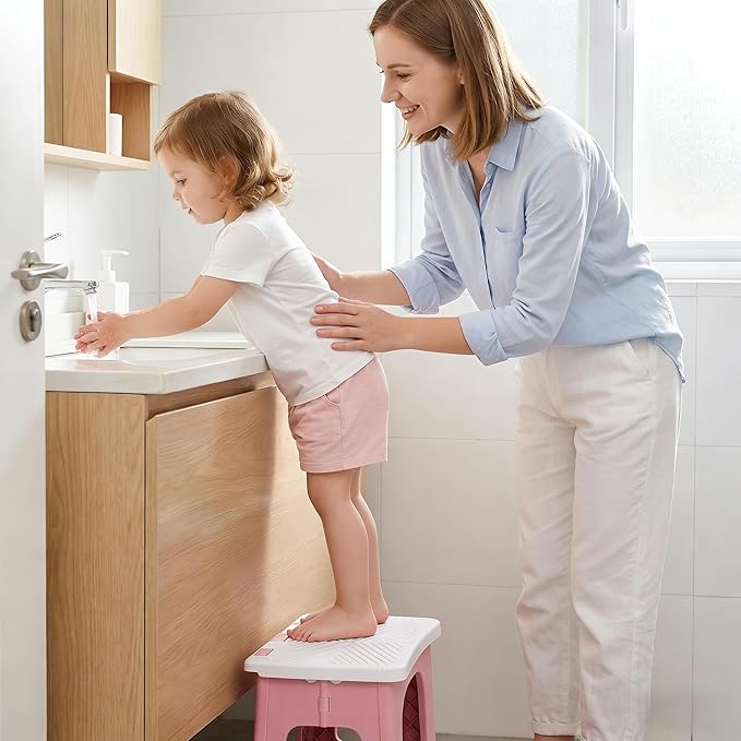 2 Step Stool Foldable, Non-Slip Steps, Folding Step Stool for Adults & Kids, Plastic Stool Pool Ladder, Collapsible Stools 2 Step Ladder for Kitchen Toilet Bedroom Office RV, Holds 330 lbs, Pink