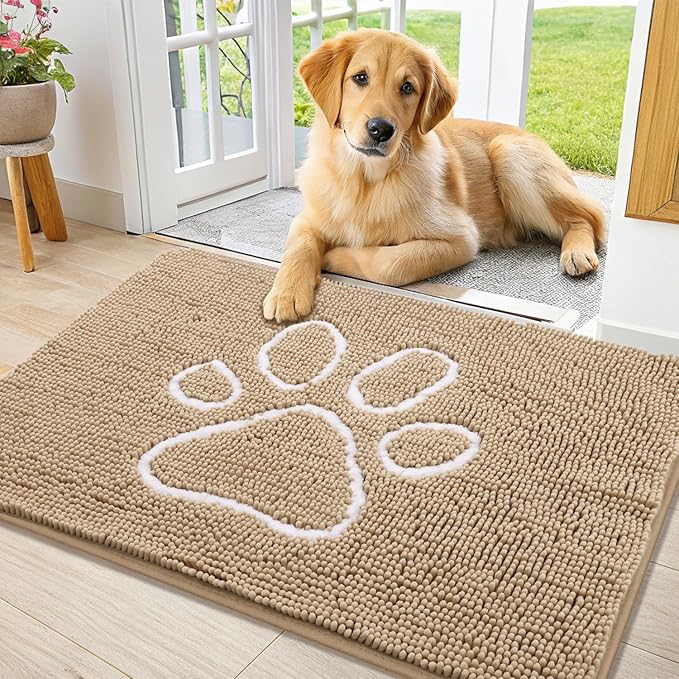 Smiry Dog Door Mat for Muddy Paws, Absorbent Dirt Trapper Non Slip Quick Dry Washable Chenille Mat for Mud Dogs, Entry Rug for Indoor and Outdoor (34x21 Inches, Beige and White)