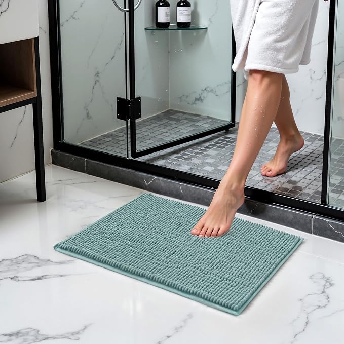 SUBRTEX Bathroom Rugs Chenille Bath Rug Soft Short Plush Bath Mat Soft Shower Mat Water Absorbent Shower Mat Quick Dry Machine Washable(Light Green,18" x 24")