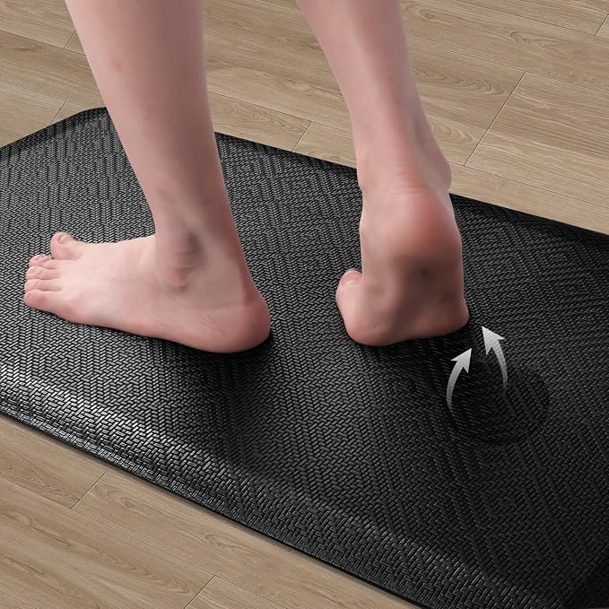 Mattitude Kitchen Mat Cushioned Anti-Fatigue Floor Mat Water Resistant Non-Slip Mats and Rugs Standing and Comfort Desk Mats for House Sink Office Laundry (Black, 17.3"x28")
