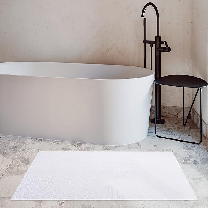 Cotton Paradise 100% Cotton Turkish Bathmat Rug, Soft Absorbent Quick Dry Non Slip, 20x34 Bathmat Rug, Snow White