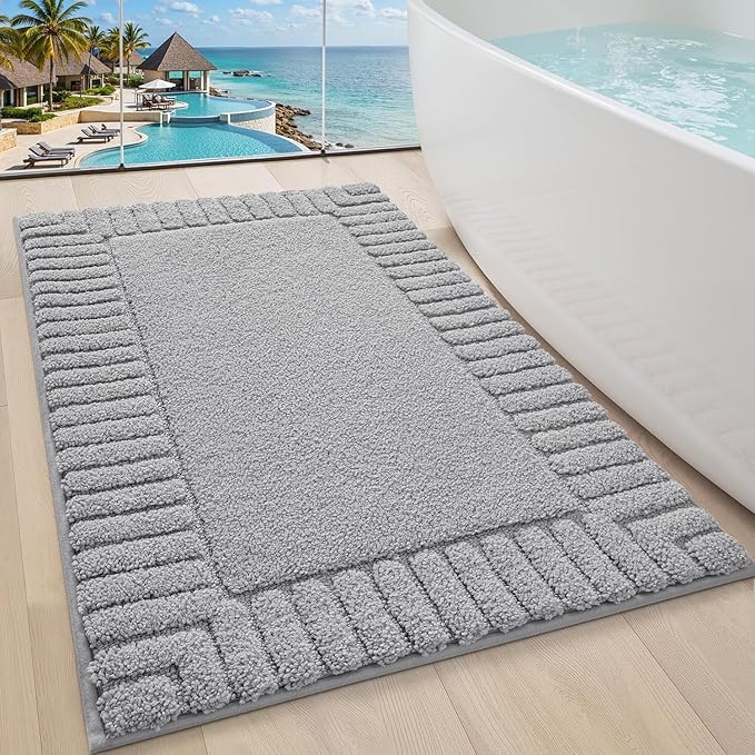 LUMI Bathroom Rugs Non Slip with Rubber Backing, Extra Soft Plush Microfiber Bath Rug Absorbent, Machine Washable Bath Mat Quick Dry for Tub, Shower, Hotel, Light Grey, 24"x36"