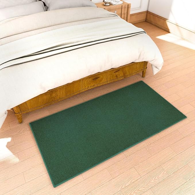 Area Rug with Non Slip Rubber Backing, Washable Soft Floor Carpet for Living Room, Kitchen, Entryway Indoor, Bedroom, Laundry, Low Pile Area Rugs, Solid Color with Pointillism Style (Green, 3' * 5')