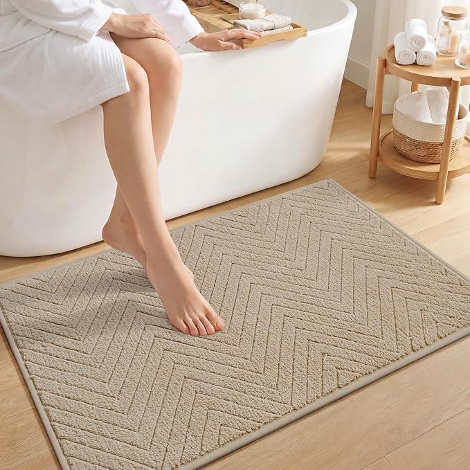 Bathroom Rugs Mat Quick Dry Absorbent Non Slip Bath Mat Bath Mats for Bathtub Mat Bathroom Carpet Fit Under Door Washable Floor Bath Rug Brown 20x32