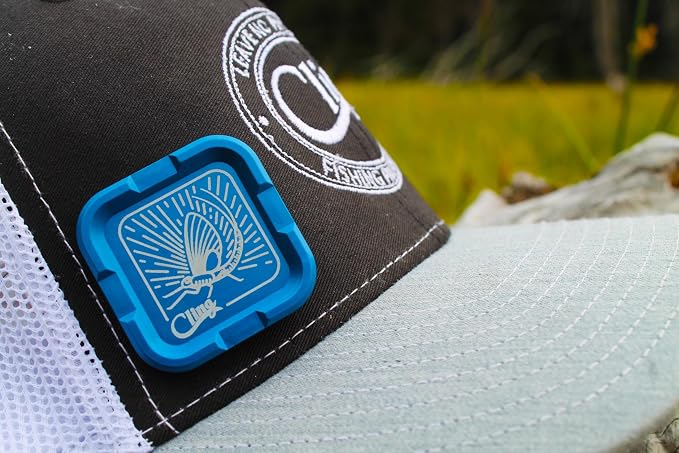 Cling Fishing Products Mag Grab® Mini – Compact Magnetic Fly Holder/Fly Patch & Organizer for Fly Fishing Vest, hat, Waders and Fishing Packs (Center of Attention, Deep Green)