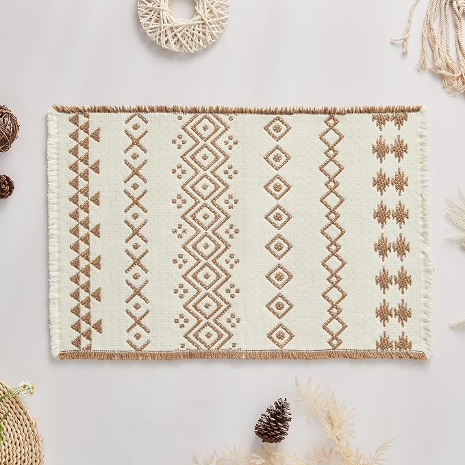 Douceur Boho Bath mat for Bathroom Floor Non Slip, Acrylic Blend Cute Bath Rugs with Tassels, Beige and White Tribal Ethnic Pattern Farmhouse Bathroom Rugs, 20" x 32"