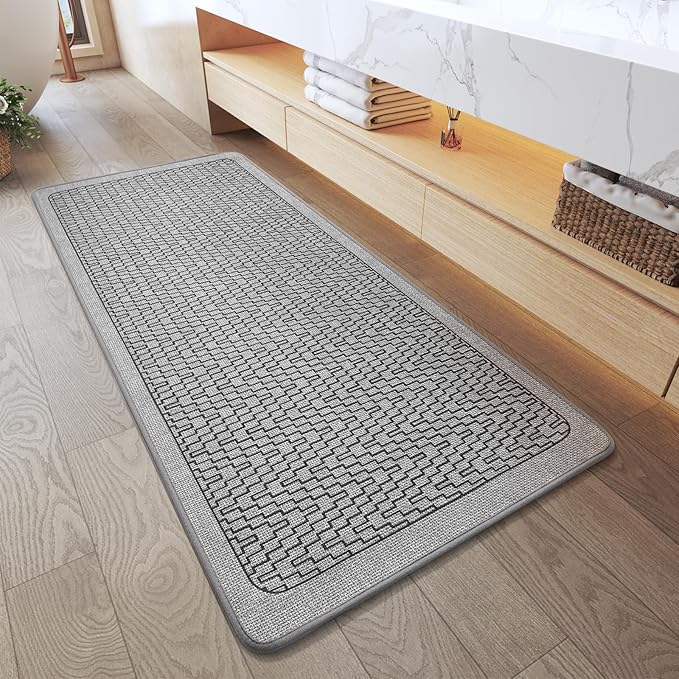 YDKGL Extra Large Bath Mat, Thin Bathroom Runner Rug Bathroom Rugs Non Slip Washable, Rubber Backing Quick Dry for Floor, Tub and Shower, Grey 24x48