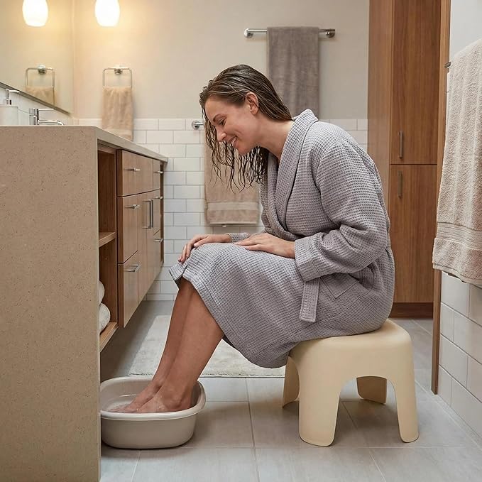Plastic Step Stool, Heavy-Duty ABS Bathroom Shower Stool with Non-Slip Rubber Pads, Light Beige