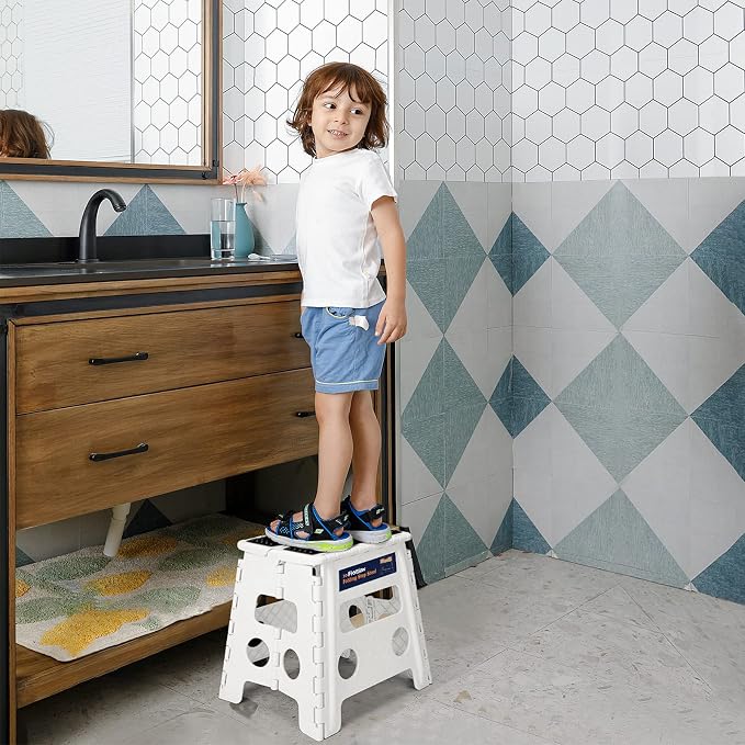 Flottian 13" Folding Step Stool for Adults and Kids Holds Up to 300 lbs,Non-Slip Folding Stools with Handle, Compact Plastic Foldable Step Stool for Bathroom,Bedroom, Kitchen White,1PC