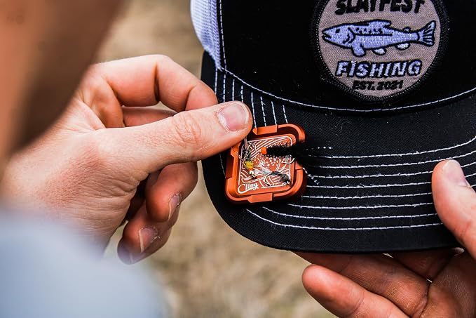 Cling Fishing Products Mag Grab® Mini – Compact Magnetic Fly Holder/Fly Patch & Organizer for Fly Fishing Vest, hat, Waders and Fishing Packs (Center of Attention, Deep Green)
