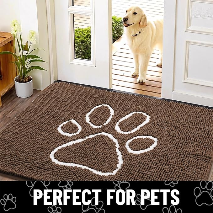 Smiry Dog Door Mat for Muddy Paws, Absorbent Dirt Trapper Non Slip Quick Dry Washable Chenille Mat for Mud Dogs, Entry Rug for Indoor and Outdoor (30x20 Inches, Coffee and White)