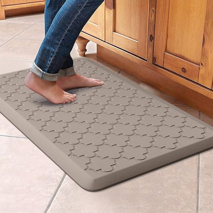 WISELIFE Kitchen Mat Cushioned Anti Fatigue Floor Mat,17.3"x28",Thick Non Slip Water Resistant Kitchen Rugs and Mats,Heavy Duty Foam Standing Mat for Kitchen,Floor,Home,Office,Desk,Sink,Laundry, Khaki
