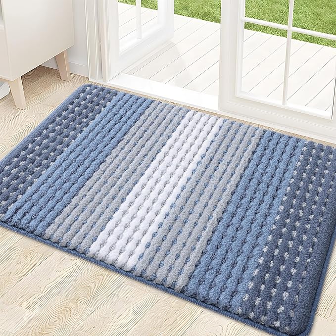 Kitinjoy Indoor Outdoor Door Mat, 32x20 Non-Slip Absorbent Dirt Trapper, Low-Profile Washable Inside Entrance Front Floor Mat, Sturdy Soft Entry Dotted Ombre Doormats for Entryway, Light Blue