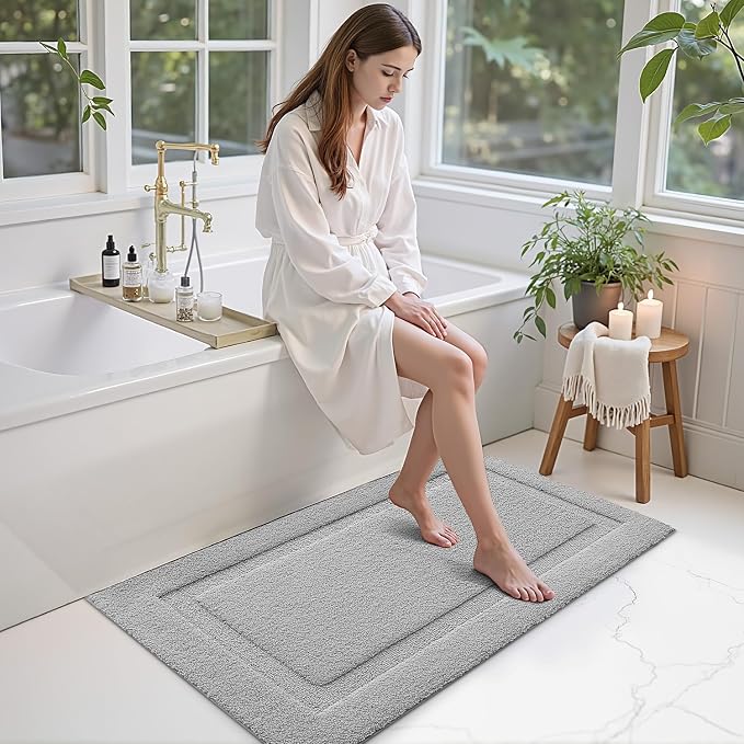 LUMI Large Ultra Soft Bathroom Rugs Non Slip with Rubber Backing, Absorbent Washable Bath Mat Quick Dry, Upgraded Premium Microfiber Plush Carpet for Bathtub and Shower Floor, Grey, 24x43