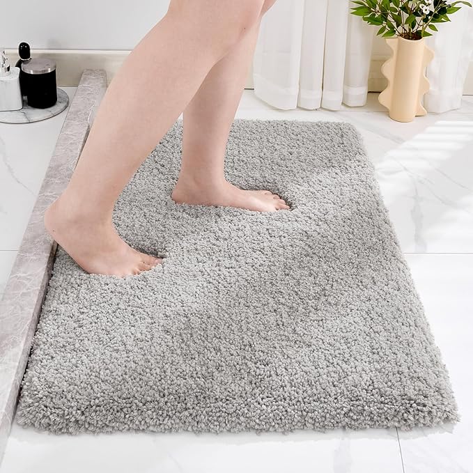 Disolla Grey Bathroom Rug 20x32 - Non-Slip Plush Thick Bath Mat, Highly Absorbent & Ultra Soft Fluffy Floor Mat, Machine Washable for Shower and Tub
