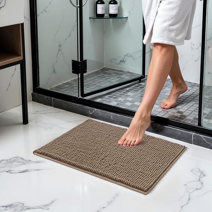 SUBRTEX Bathroom Rugs Chenille Bath Rug Soft Short Plush Bath Mat Soft Shower Mat Water Absorbent Shower Mat Quick Dry Machine Washable(Taupe Brown,18" x 24")