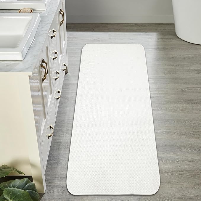 Bath Mat,Ultra Thin Bathroom Runner Rugs,Large Bath Mats for Bathroom,Quick Dry,Non-Slip,Machine Washable,Low Pile,Bath Rug,Shower Outside,Sink,Home Decor Accessories.Cream,1'5"x4'11"（17x59inch）